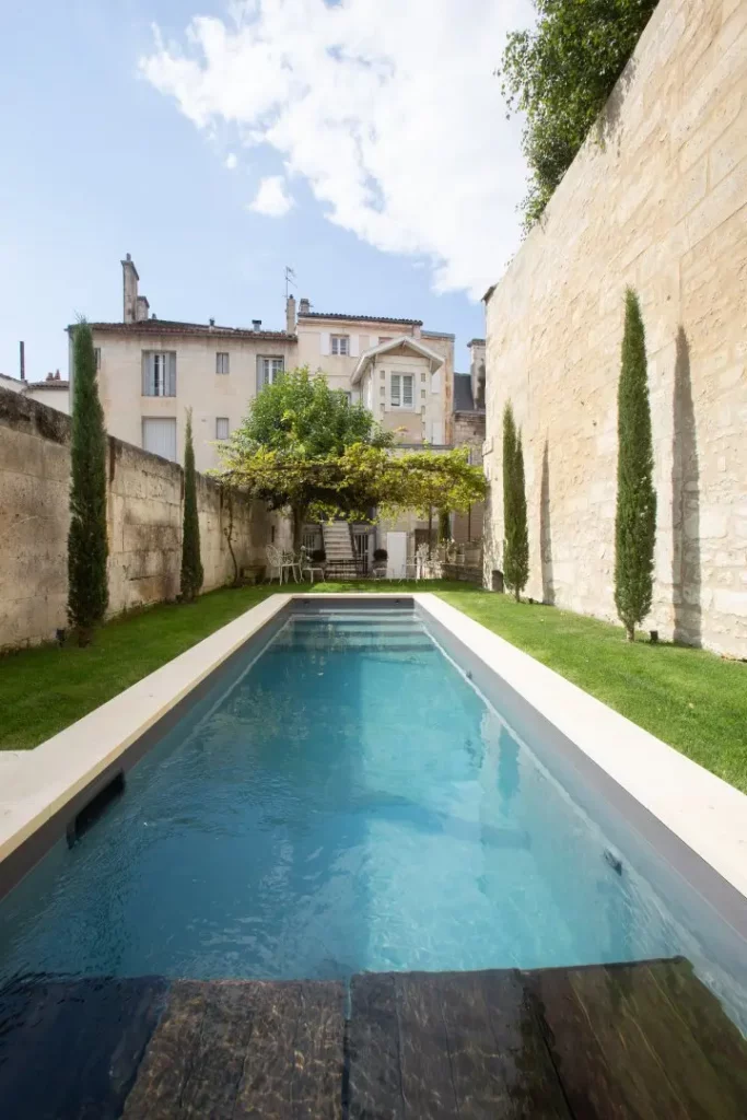 ©YANN CALVEZ-PISCINALIS-1647353371-Angouleme-12